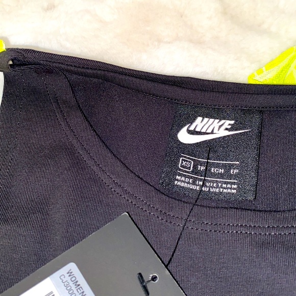Nike Dress, Black & Yellow Size XS - Picture 3 of 4